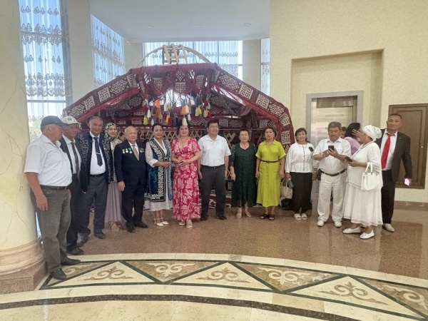 Shoir Abay Qo‘nonboyev tavalludining 180 yilligi munosabati bilan madaniy-ma’rifiy tadbirlar tashkil etildi