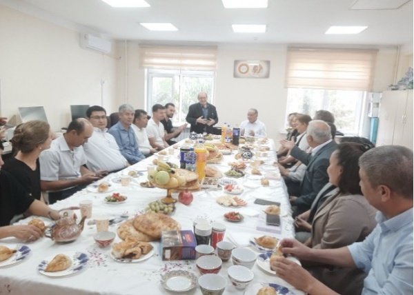 Treffen der deutschen Delegation mit Mitgliedern der Gesellschaft „Usbekistan – Deutschland“